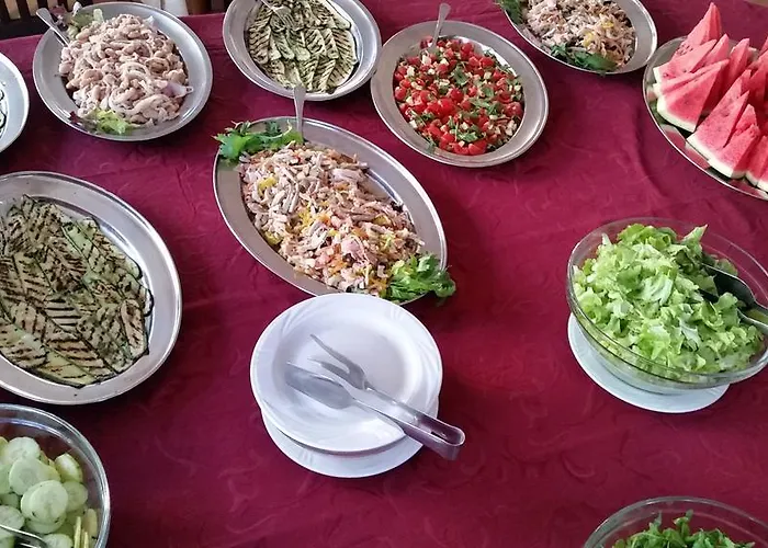 Depandance President