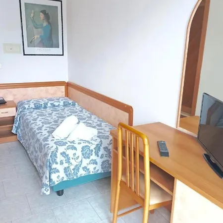 Hotel Depandance President 3*